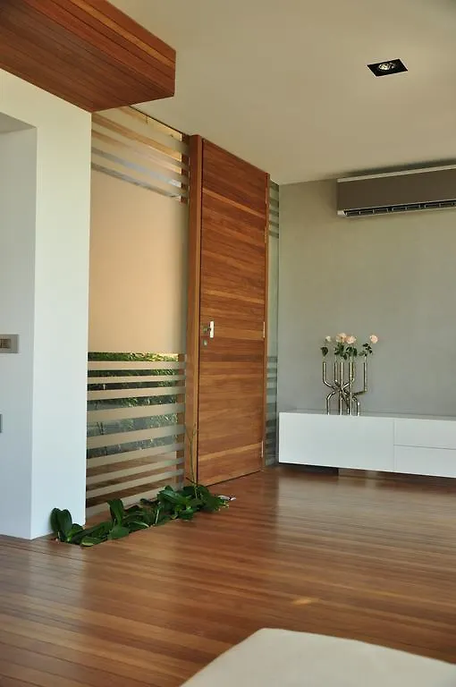 Апартаменты Charming Architect Loft Withterrace Бейрут Ливан